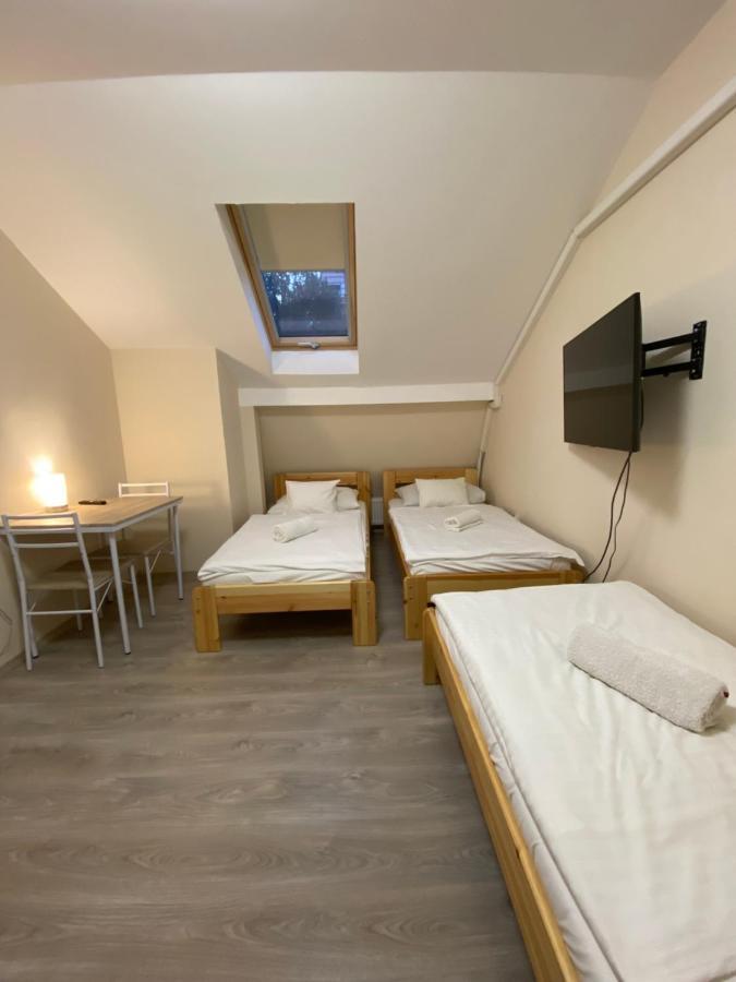 Hotel Kiskakas Etterem Zalaegerszeg Exterior foto
